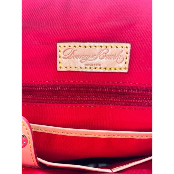 Dooney and Bourke Green Chevron Large Tote Shopping Bag with Coin Purse - Picture 6 of 8